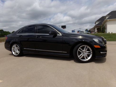 Used 2014 Mercedes-Benz C 300 4MATIC Sedan image 8