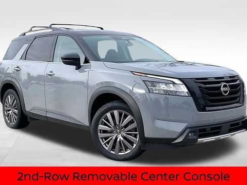 Used 2023 Nissan Pathfinder SL w/ SL Premium Package image 20