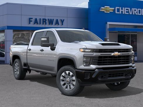 New 2026 Chevrolet Silverado 2500 Custom w/ Custom Value Package image 7