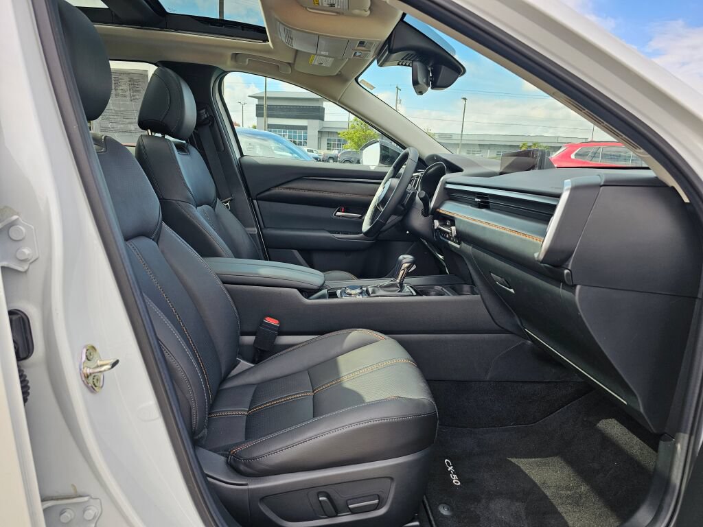 Used 2025 MAZDA CX-50 AWD 2.5 Turbo w/ Accent Package image 11