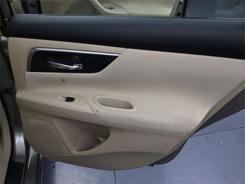 Used 2014 Nissan Altima 2.5 S image 23