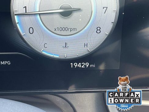 Used 2024 Hyundai Elantra SEL w/ Convenience Package image 37