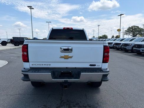 Used 2016 Chevrolet Silverado 2500 LT AWD/4WD image 8