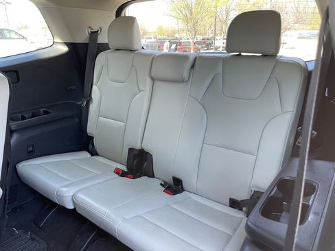 Used 2024 Kia Telluride S w/ S Sunroof Package image 28