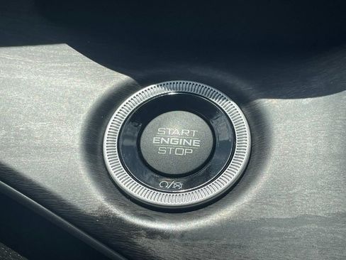 Used 2023 Jeep Grand Cherokee Limited RWD image 22