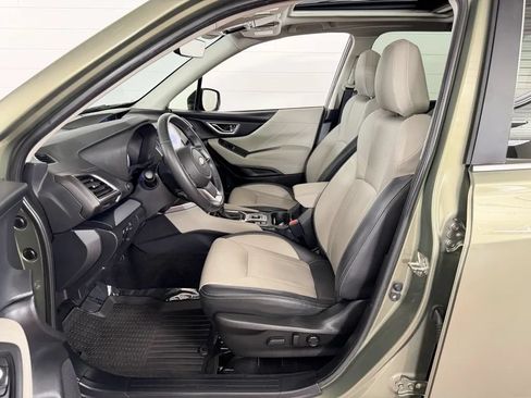 Used 2019 Subaru Forester Limited w/ Popular Package #3 AWD/4WD image 12
