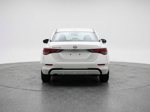 Used 2025 Nissan Sentra SV image 7