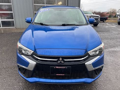 Used 2019 Mitsubishi Outlander Sport ES image 2