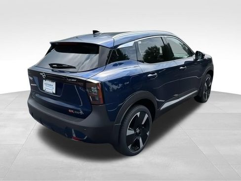 New 2026 Nissan Kicks SR w/ SR Premium Package AWD/4WD image 8