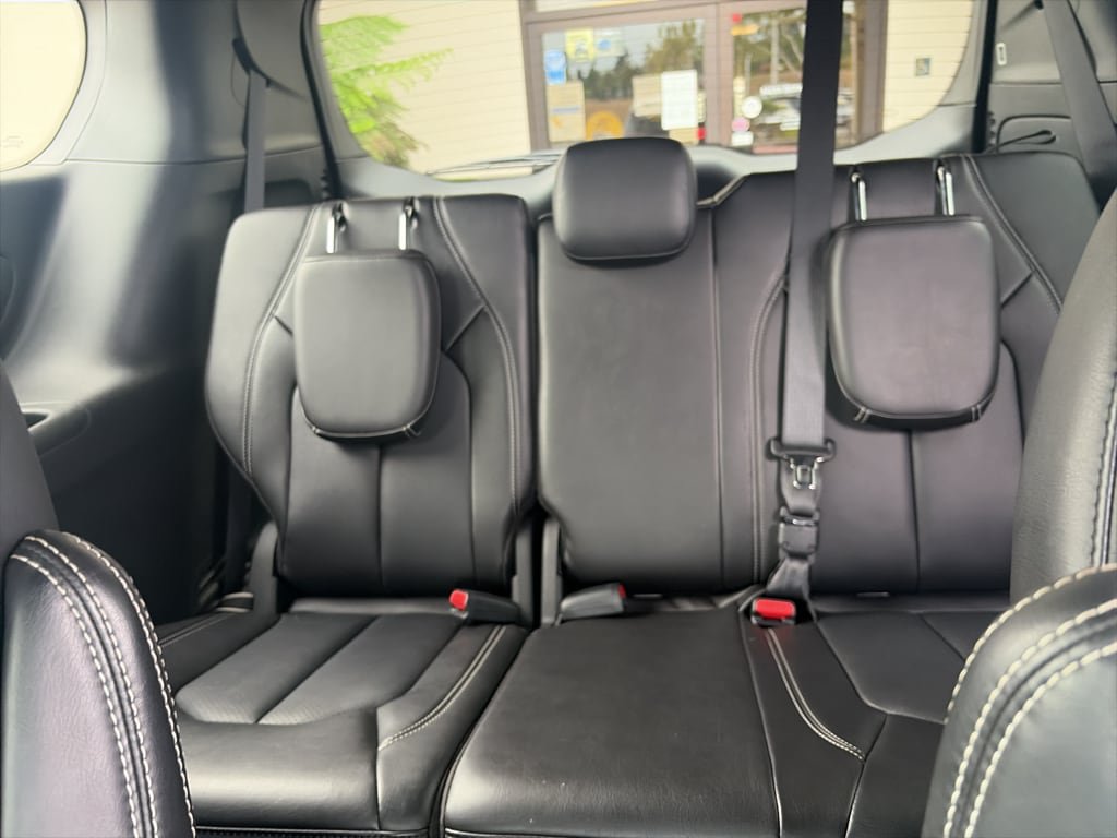 Used 2026 Chrysler Pacifica Select AWD/4WD image 13