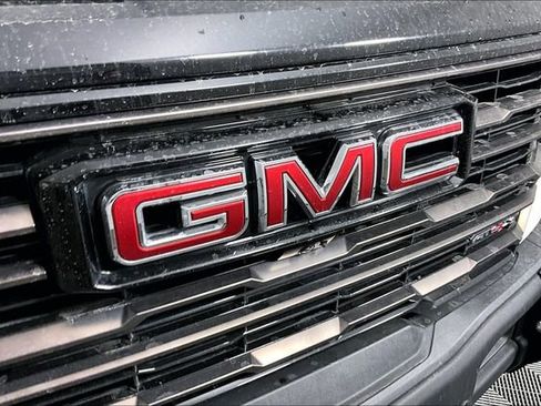 Used 2024 GMC Sierra 1500 AT4X image 34