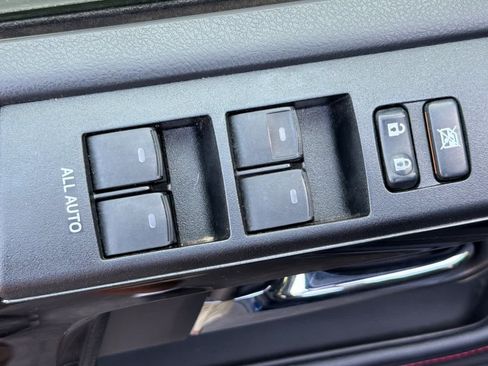 Used 2020 Toyota 4Runner TRD Off-Road Premium AWD/4WD image 15