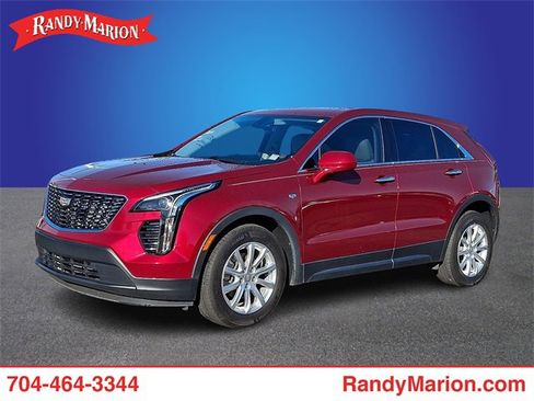 Used 2019 Cadillac XT4 Luxury w/ Cold Weather Package image 1