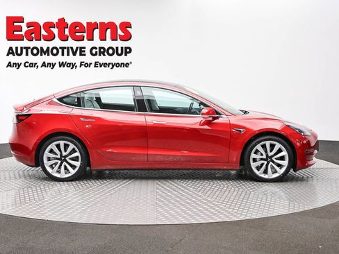Used 2018 Tesla Model 3 Mid Range RWD image 4