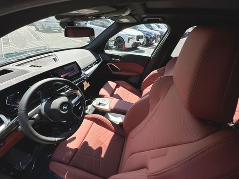 New 2026 BMW X1 xDrive28i w/ Technology Package AWD/4WD image 10