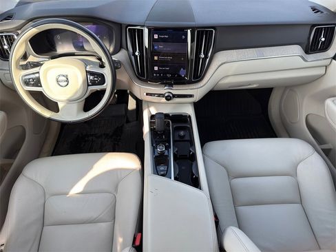 Used 2023 Volvo XC60 B5 Plus w/ Protection Package Premier image 23