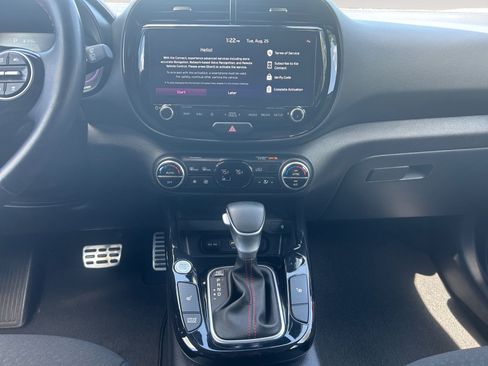 Used 2024 Kia Soul GT-Line w/ GT-Line Technology Package FWD image 11