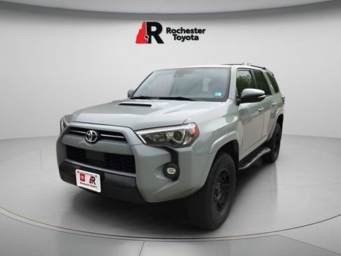 Certified 2023 Toyota 4Runner TRD Off-Road Premium w/ Moonroof Package AWD/4WD image 3