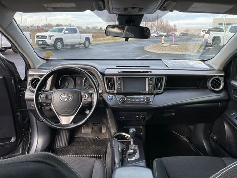 Used 2017 Toyota RAV4 XLE w/ Convenience Package image 17
