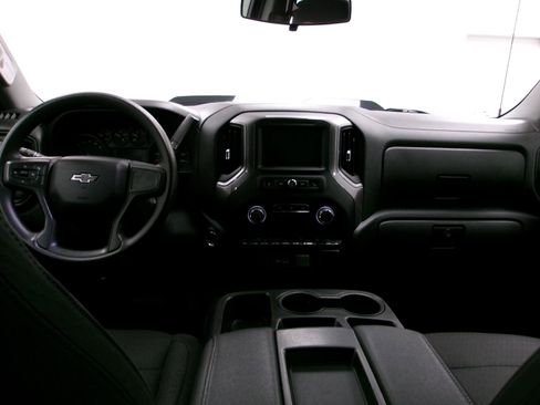 Used 2022 Chevrolet Silverado 1500 Custom Trail Boss AWD/4WD image 9