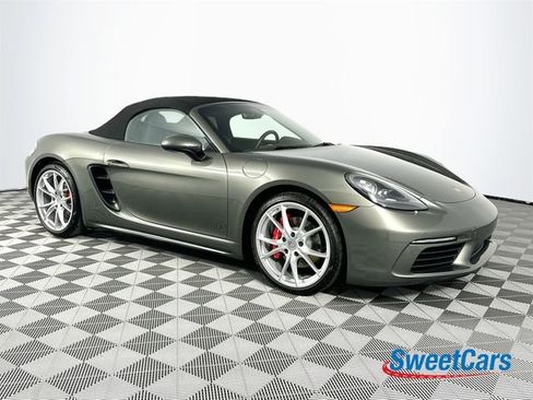 Used 2024 Porsche 718 Boxster S image 9