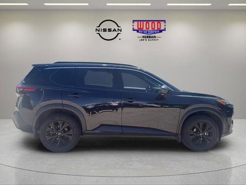 Used 2023 Nissan Rogue SV w/ SV Premium B Package AWD/4WD image 2