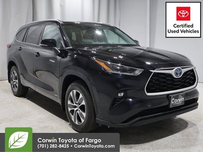 Used 2021 Toyota Highlander XLE