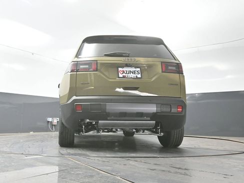 New 2026 Jeep Cherokee Limited image 42