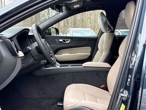 New 2026 Volvo XC60 B5 Plus w/ Protection Package Premier image 10