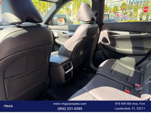 Used 2025 INFINITI QX50 Sport AWD/4WD image 14