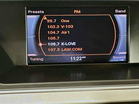 Used 2016 Audi A4 2.0T Premium w/ Convenience Plus Package image 19