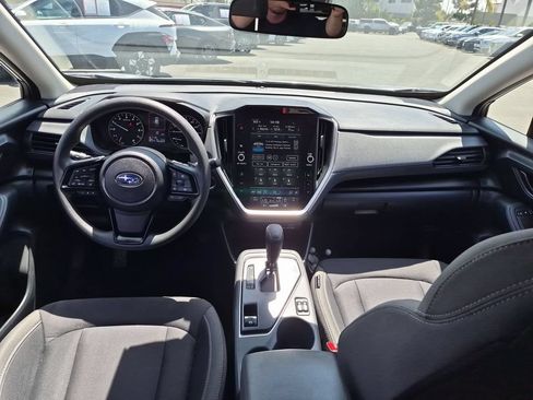 Used 2025 Subaru Crosstrek 2.5i Premium AWD/4WD image 25