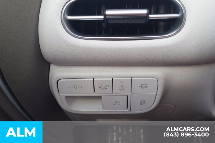 Certified 2026 Hyundai Palisade Limited FWD image 36