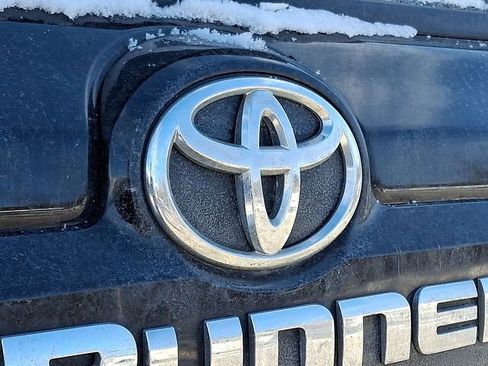 Used 2018 Toyota 4Runner SR5 Premium image 30