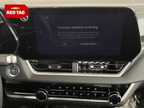 New 2026 Chevrolet Equinox LT w/ Convenience Package II image 19