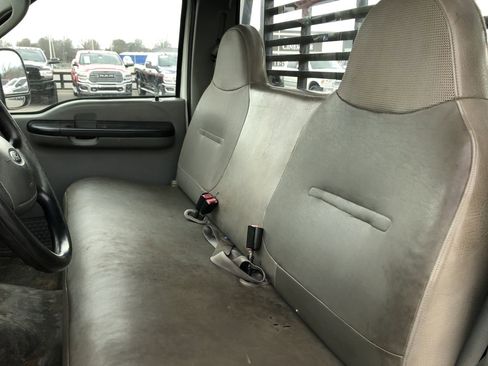 Used 2005 Ford F450 2WD Regular Cab Super Duty image 12
