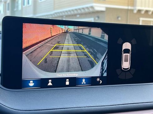 Certified 2023 Acura MDX FWD w/ Technology Package image 24