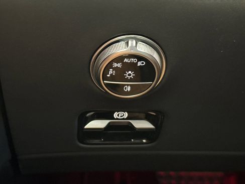 Used 2022 Mercedes-Benz SL 63 AMG 4MATIC image 40