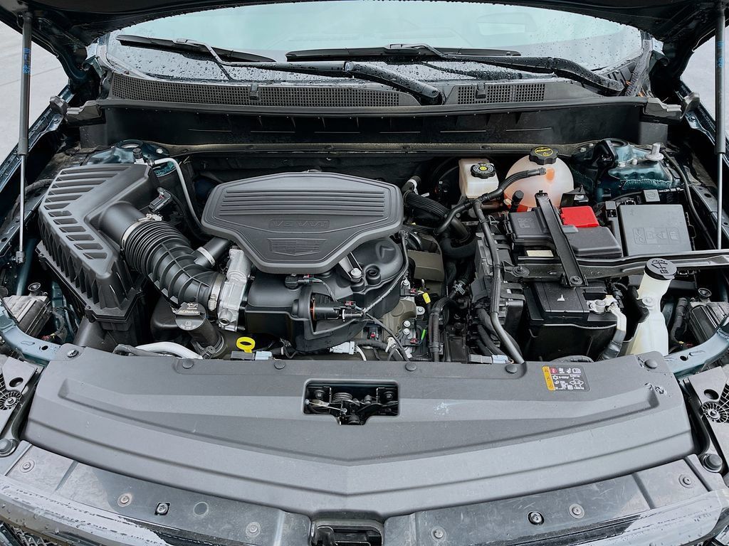 Used 2024 Cadillac XT6 Sport w/ LPO, ONYX Package AWD/4WD image 33