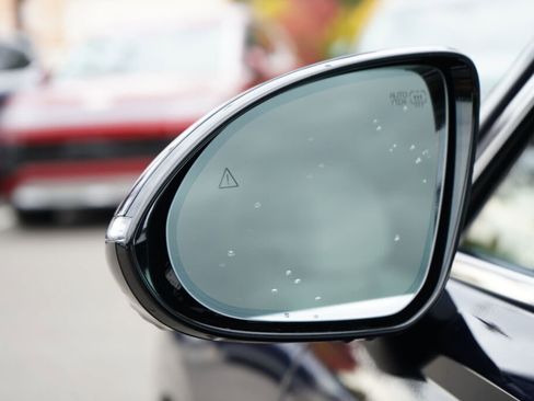 Used 2025 Genesis Electrified GV70 Advanced w/ Prestige Package image 13