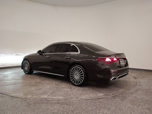 Certified 2024 Mercedes-Benz E 350 4MATIC Sedan image 3