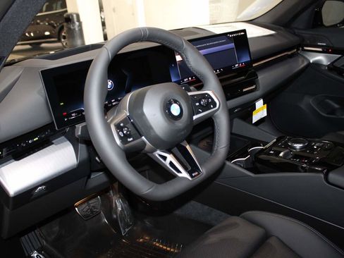 New 2026 BMW 530i image 11