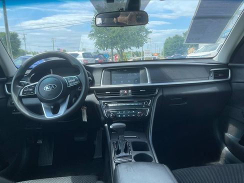 Used 2020 Kia Optima LX FWD image 19