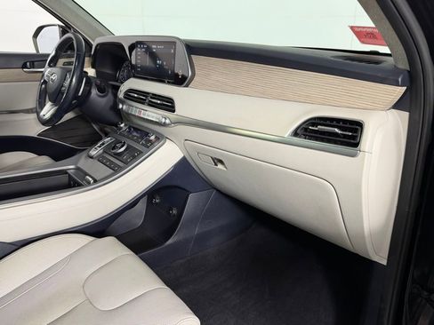 Used 2021 Hyundai Palisade Limited image 34