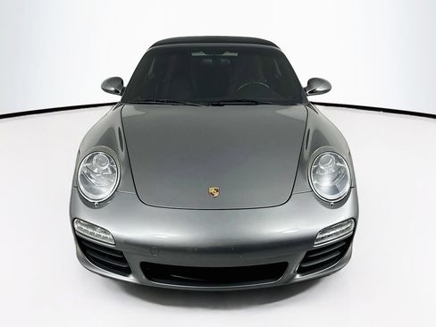 Used 2011 Porsche 911 Carrera RWD image 3