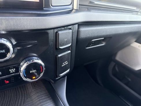 Used 2025 Ford F450 Platinum image 33