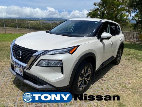 Used 2021 Nissan Rogue SV FWD image 3