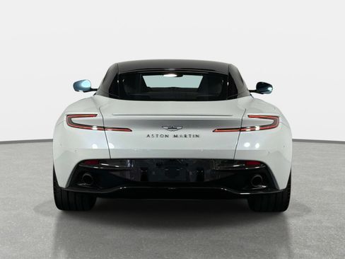 Used 2024 Aston Martin DB12 Coupe RWD image 8