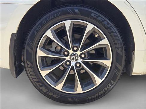 Used 2016 Toyota Avalon XLE Premium FWD image 24