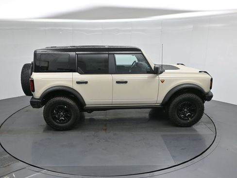 New 2026 Ford Bronco Badlands image 39